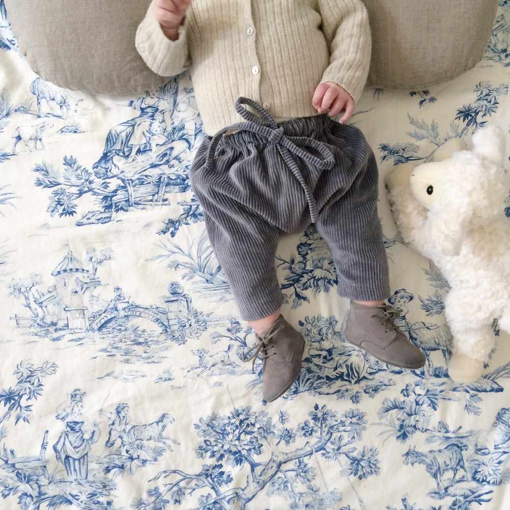 Nursing Pillow Case in Cream Linen