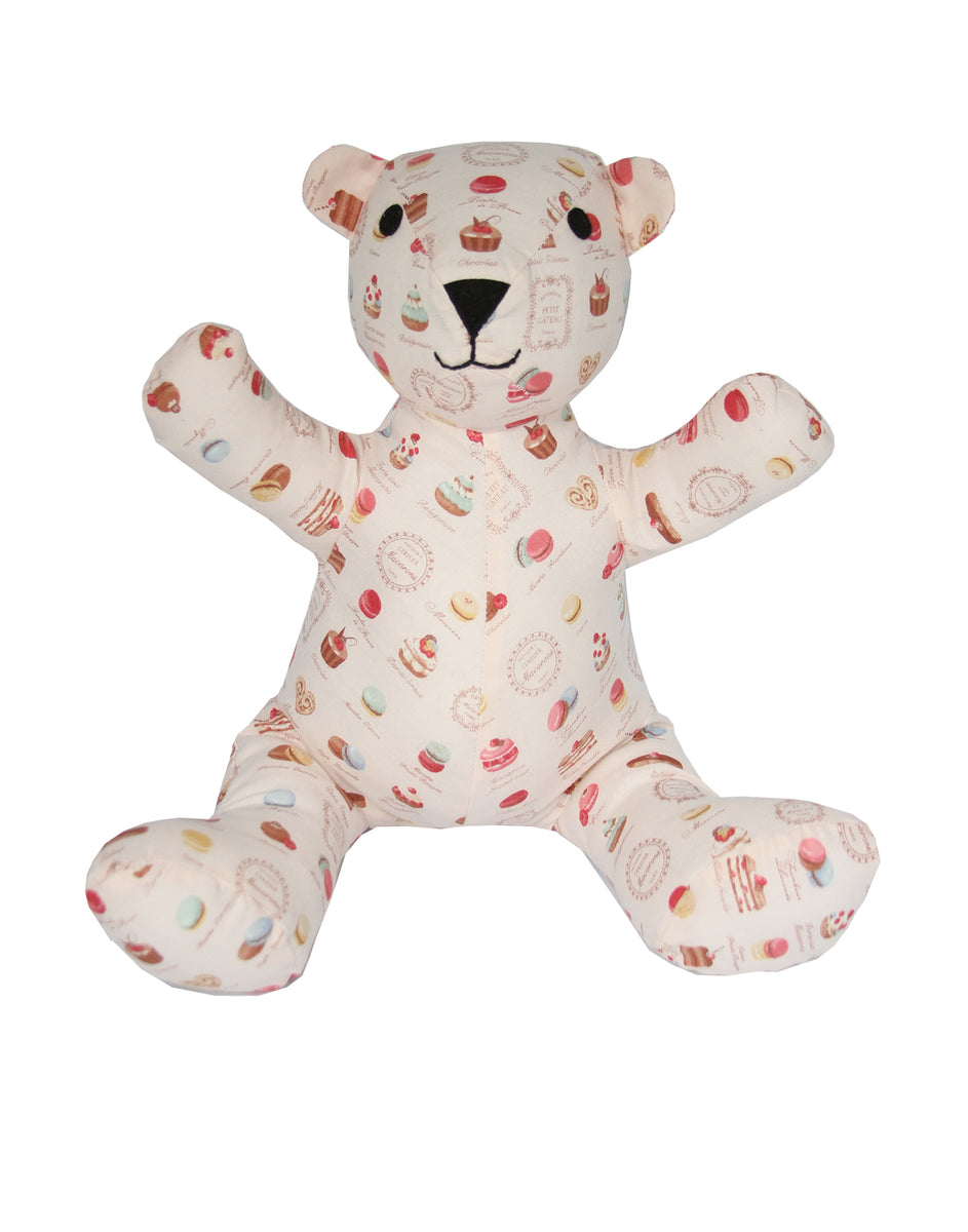 Teddy Bear in Pâtisserie